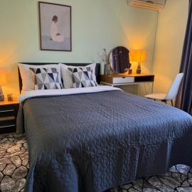 Odessa Guest House-City Center, hotel in Chişinău