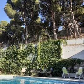 Family home with pool and garden in Tudela center, хотел в Тудела