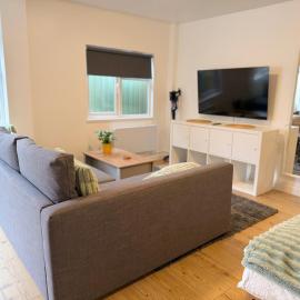 Enfield Guest House, hotel u gradu Enfild