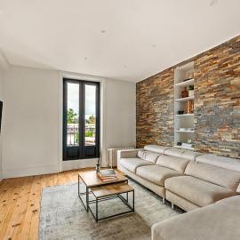 Elegant Cozy Apartment for 4, хотел в Екули