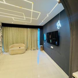 Cozzyy Suites, hotel di Ghaziabad