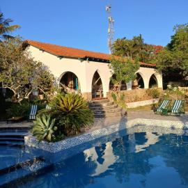 Casa Dos Arcos Bed and Breakfast