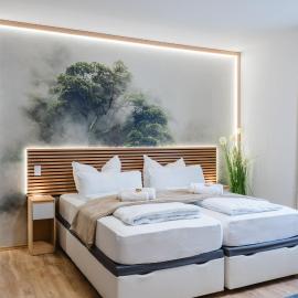 YAYstay - "Forest" I 65m2 I Bahnhof I Balkon I TV I Kaffee I Waschmaschine I Trockner, hotel a Mühldorf