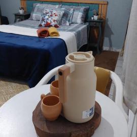 Quarto privativo em São José Santa Catarina Check in às 12 hs, hotel in São José
