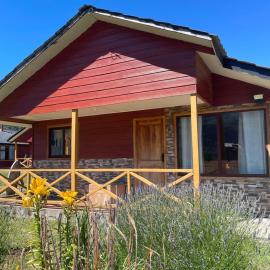 Cabañas Valles del Mañihuales, hotel a Villa Maniguales