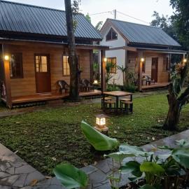 Saung Pak Enan Cabins & Villa, hotel 