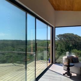 Soleil d été, La Juanita, Jose Ignacio