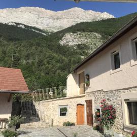 Le Rocher des Ducs, appartement, cour privative, abris voiture