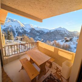 Le Palladium T2 1 chambre à 5mn des pistes avec garage, hotel in Orcières