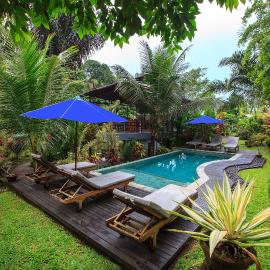 Bali Sesandan Garden, хотел в Табанан