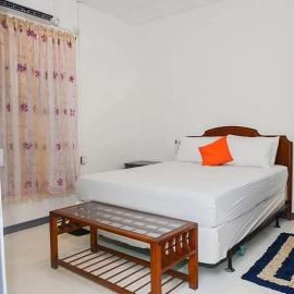 The Lakehouse - Tangalle, hotel a Pottewela