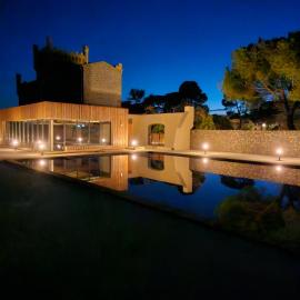Cottage premium au cœur de la pinède, idéal pour des vacances en familles et entre amis, hotel v destinaci Agde