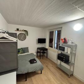 Studette Confort Proche Tramway et Gare, hotel a Besançon