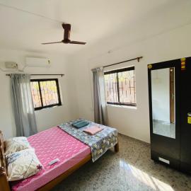 HoneyBee 2BHK Homestay Agonda, hotel v destinaci Agonda