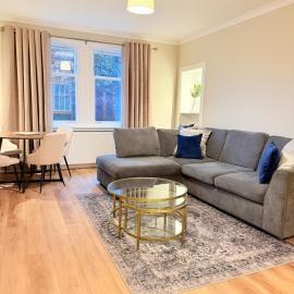 Bright and spacious 2 bedroom flat, hotel in Auchterarder