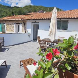 Le 2 Marie - Ligurian Hills Holiday Home