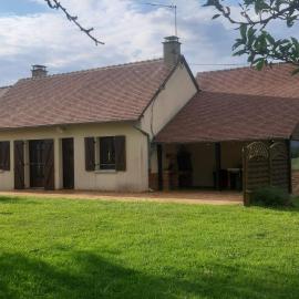 Charmante maison à la campagne, hotel u gradu Maisoncelles