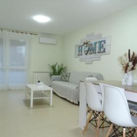 Brezo 2, hotel in Yunquera de Henares