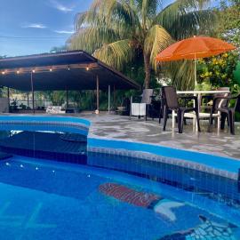 Bonito apartamento 103 frente a la piscina 100mt del mar