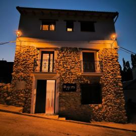 Hostel Raíces, Hotel in La Matea