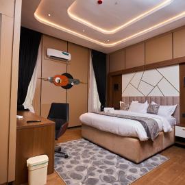Bourdillon Hotel and apartments، فندق في Gwarinpa