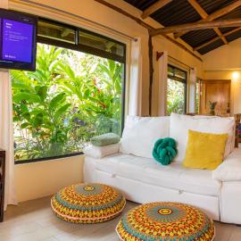 Cabañas Caeli, El Toucan, Peaceful Rainforest Retreat with Stunning Views