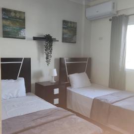 2 Bdrm, 1 Bath, Wifi, Near River and Beach, 2R، فندق في Paraíso