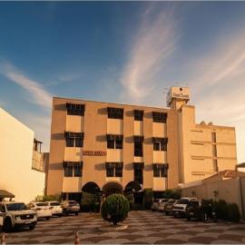 Hotel Tenda, hotel i Marília