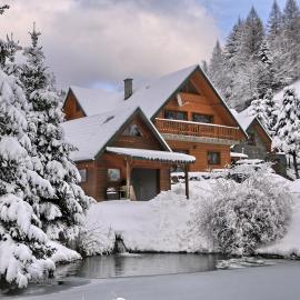 Chata nad stawem, hotel in Wierchomla Mała