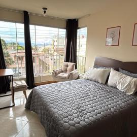 Apartamento no Centro 2 Wi-Fi Garagem، فندق في Vacaria