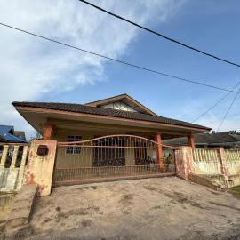 Ngi-Nap Guesthouse, hotel in Bandar  Pusat Jengka