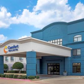 Comfort Inn & Suites Irving Las Colinas DFW, hotel v destinaci Irving