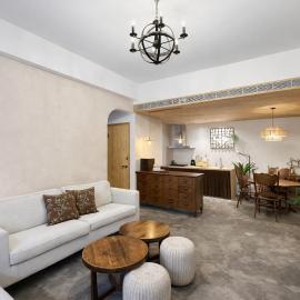 Antique Inn