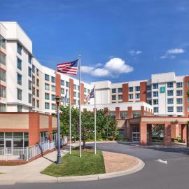 Embassy Suites Charlotte/Ayrsley, hotel em Charlotte