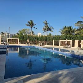 Hawana Salalah - Cozy 1BHK with Outdoor Pool هوانا صلالة - شقة مع مسبح خارجي, hotel in Salalah