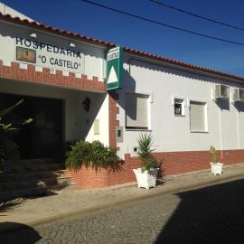 Hospedaria O Castelo, hotel in Portel