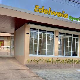 Edelweis Syariah Near Sultan Muhammad Kaharuddin Airport, hotel u gradu 'Sumbawa Besar'