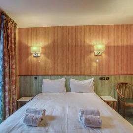 Brit Hotel Florimont, hótel í Saint-Ferréol