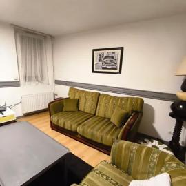 Charmant Appartement à Romilly-sur-Seine avec Jardin