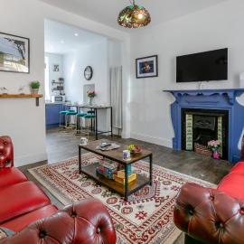3 Bed in Helston oc-m33027