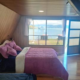 Glamping Brisas del lago Select, hotel di Tota