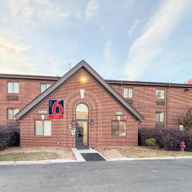Studio 6 Suites Greenville, SC - Haywood Mall