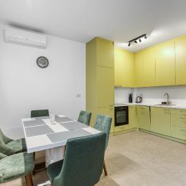 Green Oasis Bečići, hotelli kohteessa Boreti