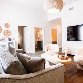 Hollyhock Suite 407
