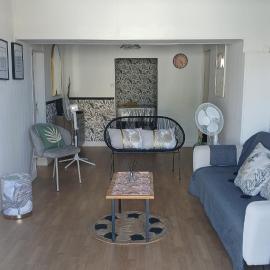 Maison créole T4 avec parking - Sainte Clotilde – hotel w mieście Saint-Denis