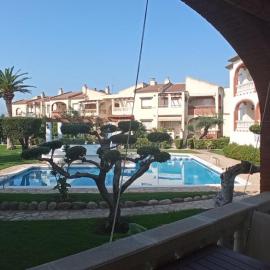 Apartamento con piscina a 80 m de la playa, Cambrils, hotel v destinácii Montroig