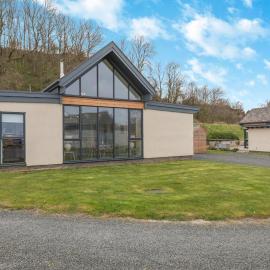 3 Bed in Bamburgh oc-w31886, hotel in Bamburgh