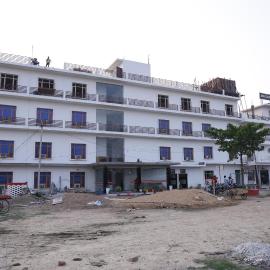 New Awadhesh Singh Hotel, hotel em Chauri
