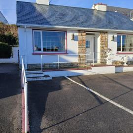 Sunrise Cottage, hotell i Killybegs