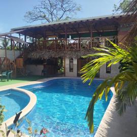 Liahs tortuguero โรงแรมในตอร์ตูเกโร